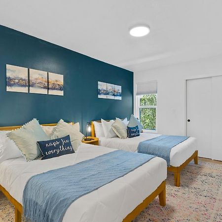 Stylish Phoenix Townhome - Foosball Table, Laundry, Parking! Exteriör bild
