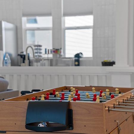 Stylish Phoenix Townhome - Foosball Table, Laundry, Parking! Exteriör bild